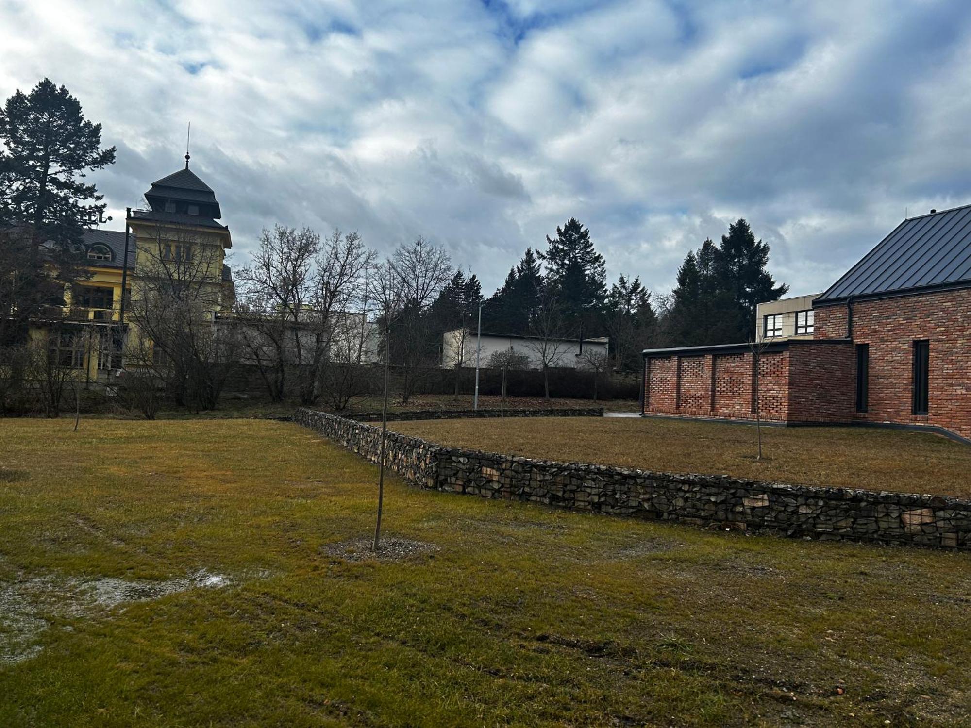 Palace Resort Jiloviste Exterior photo